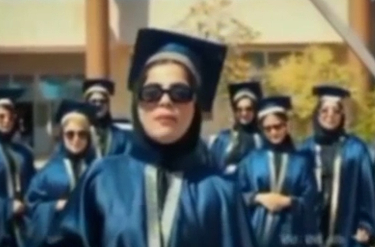 پسلرزه انتشار کلیپ جشن فارغالتحصیلی دانشکده الزهرا پسلرزه انتشار کلیپ جشن فارغالتحصیلی دانشکده الزهرا