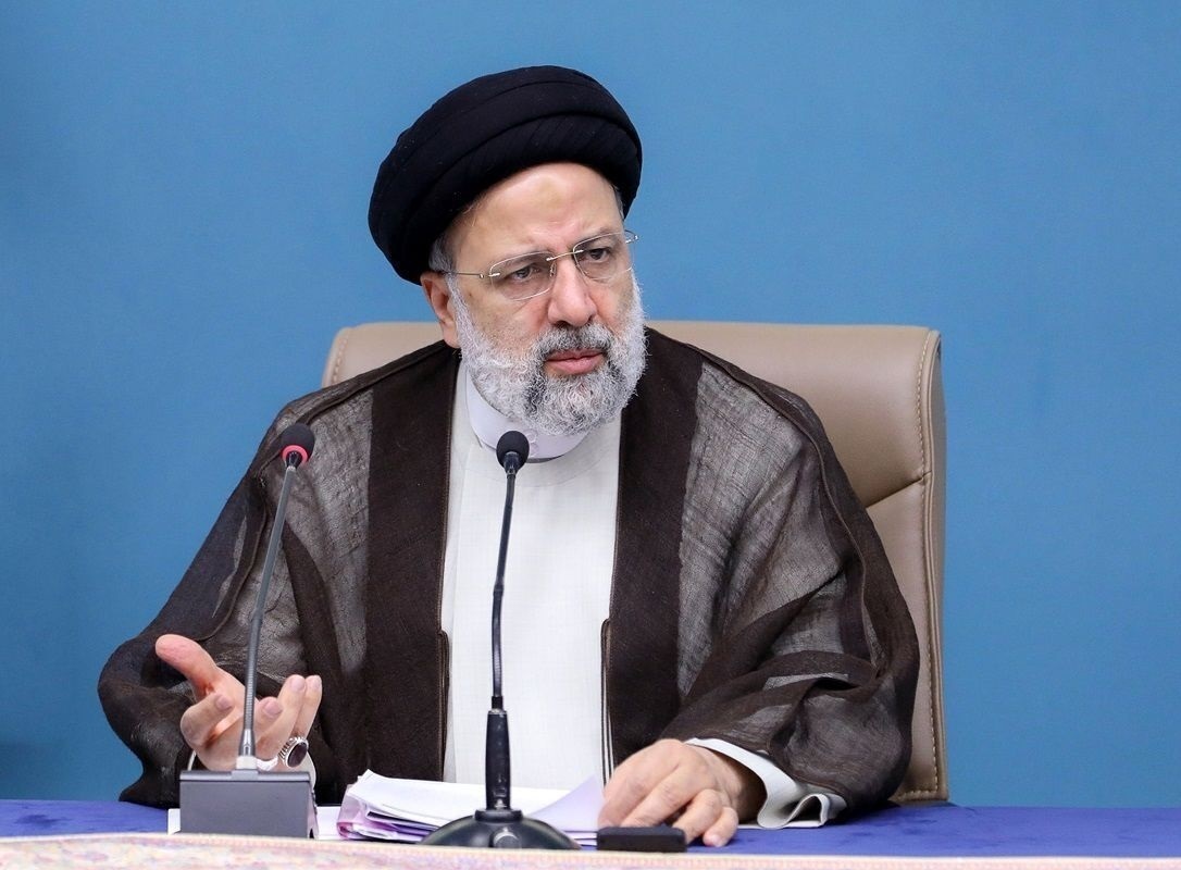 رئیسی: اگر اقتصاد مقاومتی مورد تأکید رهبری به موقع و به درستی اجرا میشد امروز اقتصاد ما در مواجهه با تکانهها مقاومتر بود رئیسی: اگر اقتصاد مقاومتی مورد تأکید رهبری به موقع و به درستی اجرا میشد امروز اقتصاد ما در مواجهه با تکانهها مقاومتر بود