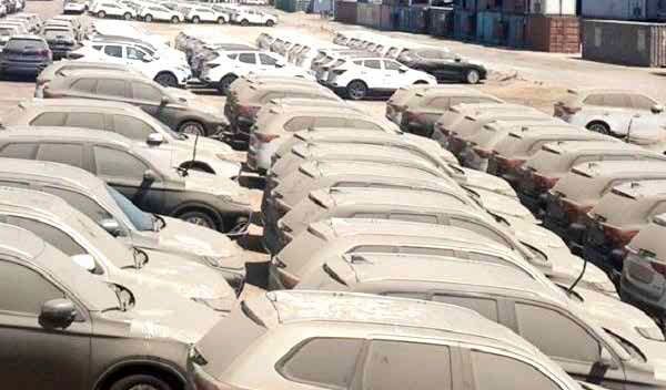 بازار سرگردان و تناقض آمارهای گمرک و وزیر صمت