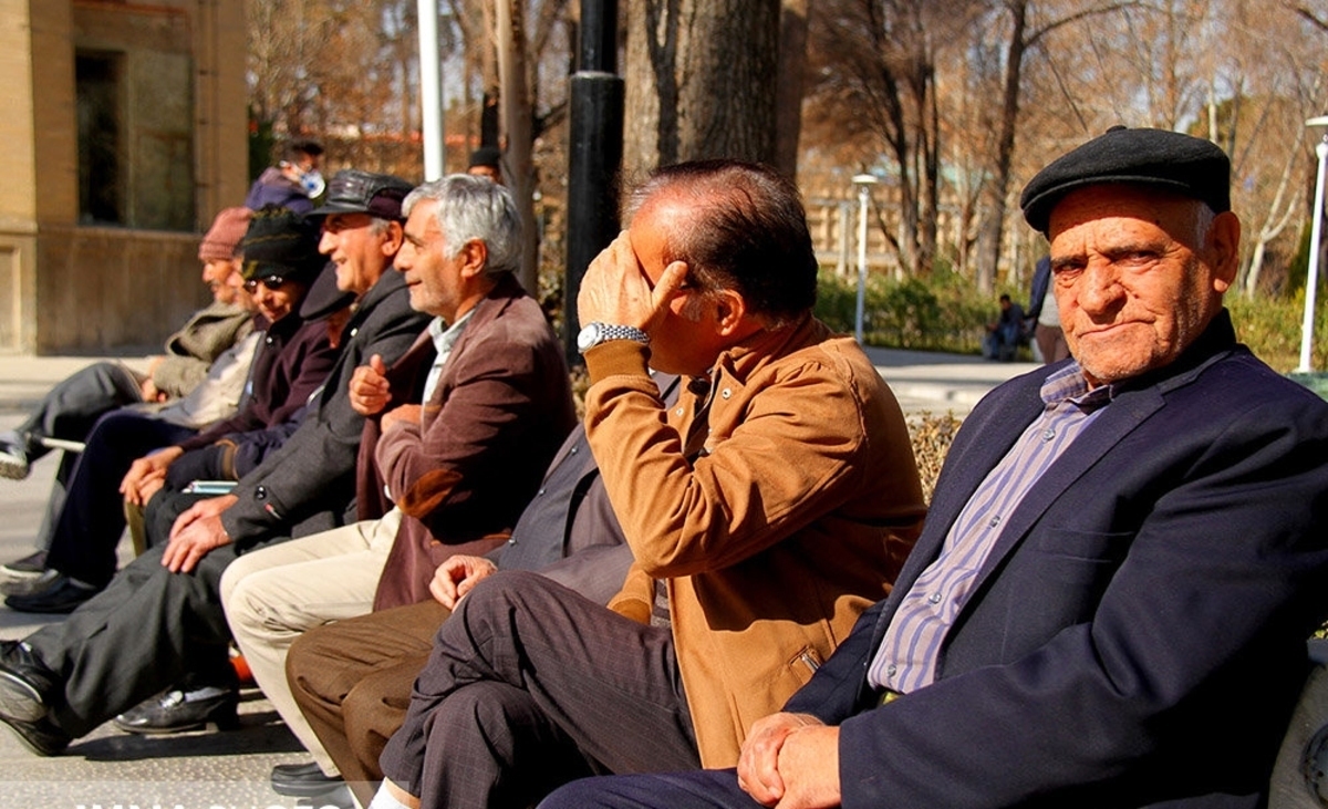 خبر داغ شبانه دولت برای بازنشستگان/ میزان عیدی بازنشستگان ۲/۵۰۰/۰۰۰ هزار تومان شد + جزییات خبر داغ شبانه دولت برای بازنشستگان/ میزان عیدی بازنشستگان ۲/۵۰۰/۰۰۰ هزار تومان شد + جزییات