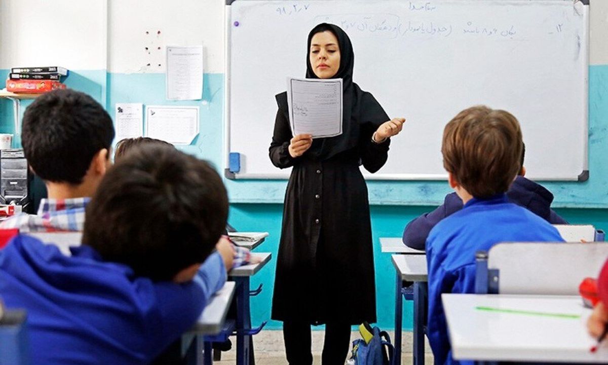 وزیر آموزش و پرورش وضعیت استخدام معلمان را مشخص کند وزیر آموزش و پرورش وضعیت استخدام معلمان را مشخص کند