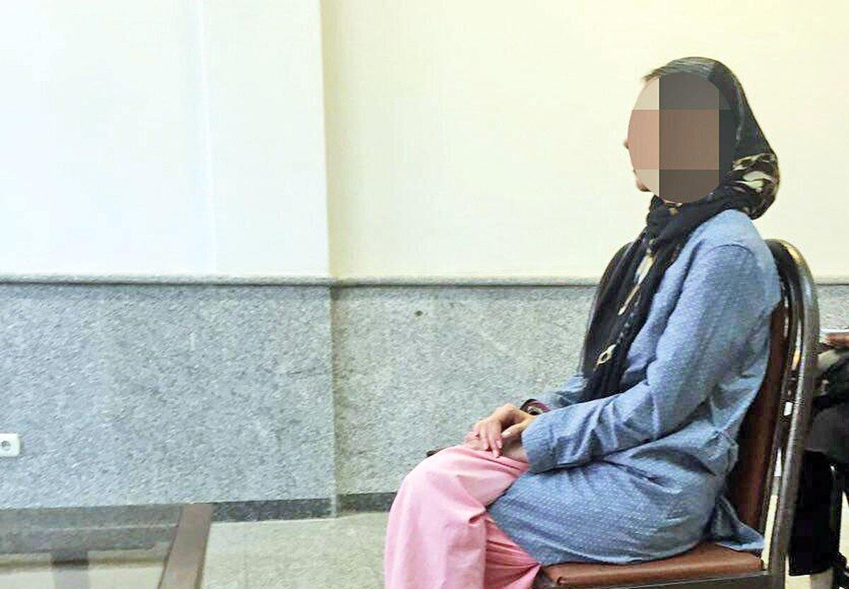 دستگیری یک زن با مُهرهای قوه قضائیه/ ماجرا چیست؟ + عکس دستگیری یک زن با مُهرهای قوه قضائیه/ ماجرا چیست؟ + عکس