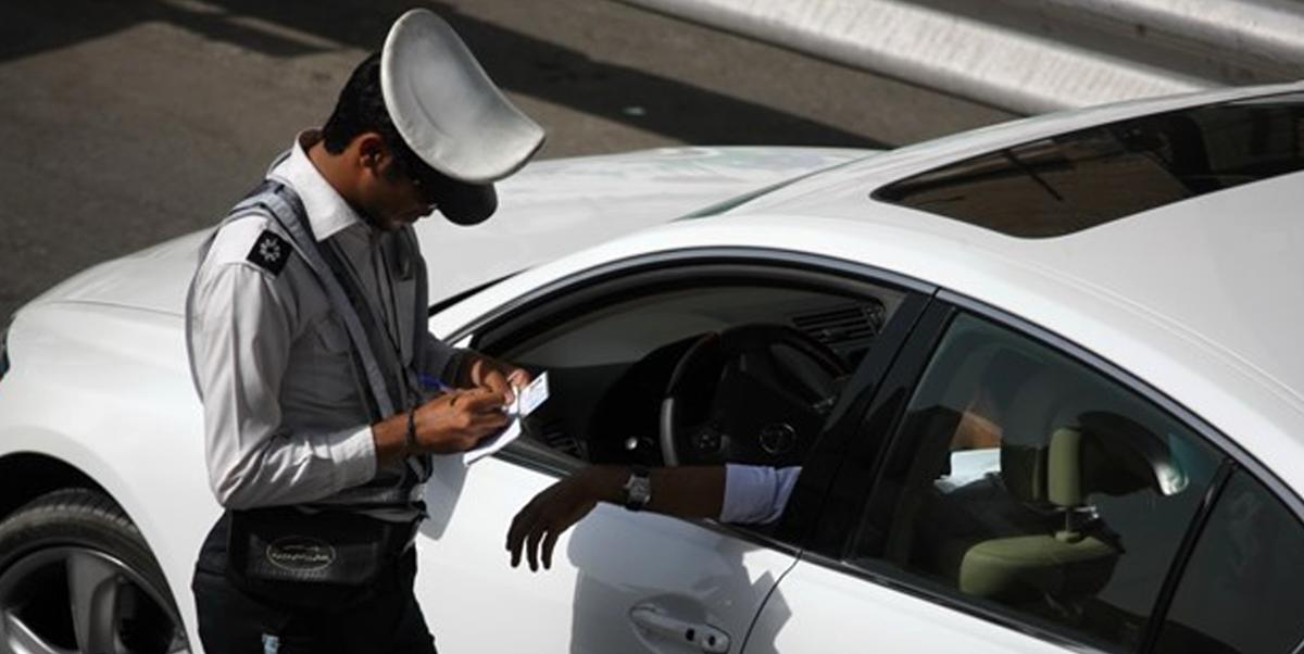 جریمه دودی کردن شیشه خودرو چند؟ جریمه دودی کردن شیشه خودرو چند؟