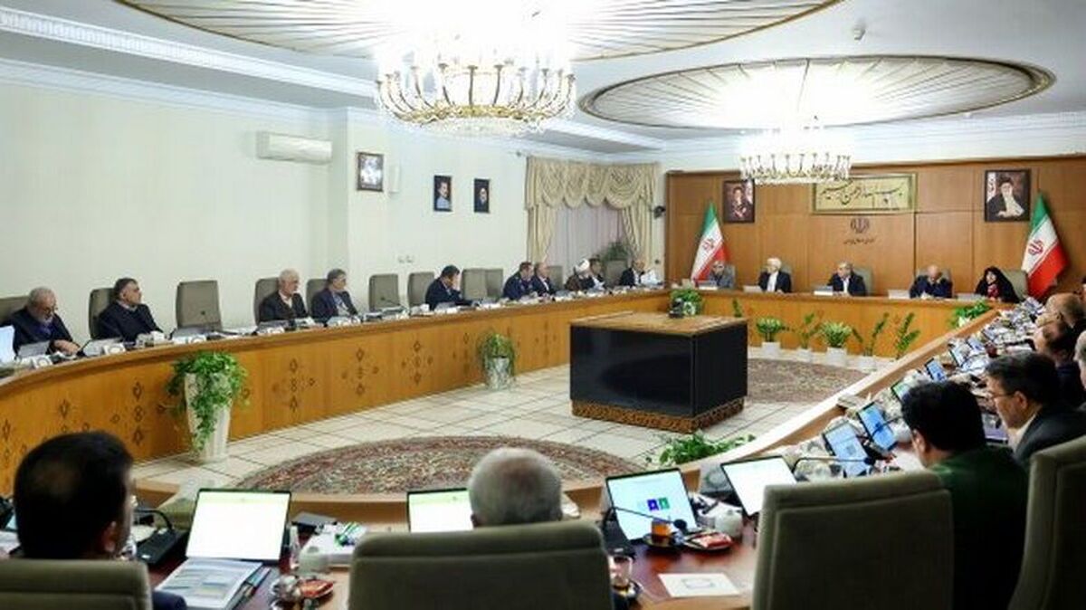 پزشکیان: بستههای معیشتی به هفت دهک درآمدی داده میشود/ تعداد زیادی از مردم کشور دچار مشکل هستند و نیاز به دریافت بسته معیشتی دارند پزشکیان: بستههای معیشتی به هفت دهک درآمدی داده میشود/ تعداد زیادی از مردم کشور دچار مشکل هستند و نیاز به دریافت بسته معیشتی دارند