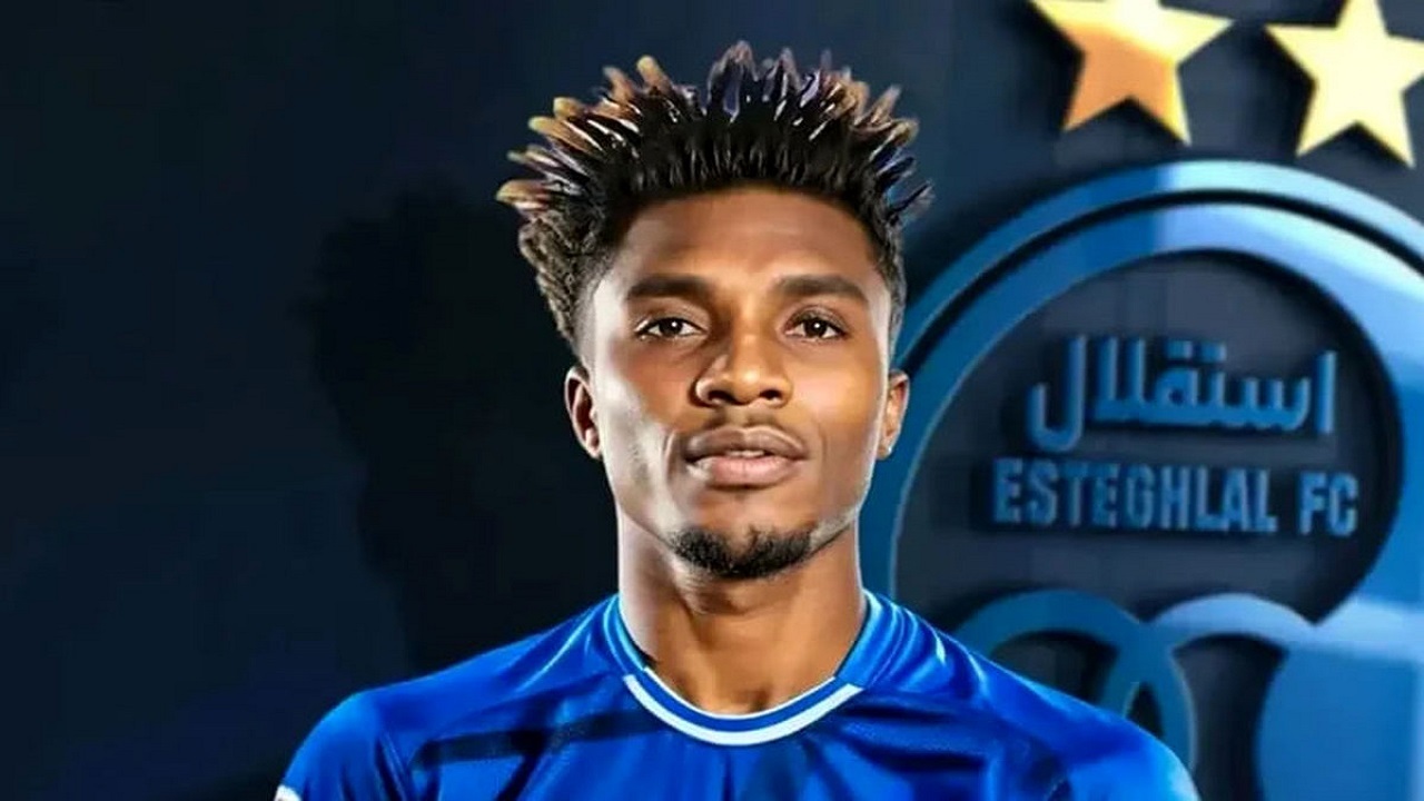 تلاش ویژه مهاجم استقلال برای دربی ۱۰۵ مقابل پرسپولیس تلاش ویژه مهاجم استقلال برای دربی ۱۰۵ مقابل پرسپولیس