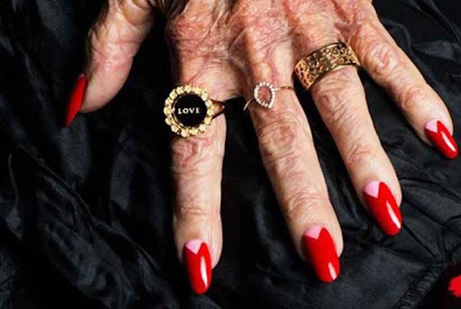 فیلم سیاه «شوگر مامی» مشهدی او را بیچاره کرد! فیلم سیاه «شوگر مامی» مشهدی او را بیچاره کرد!