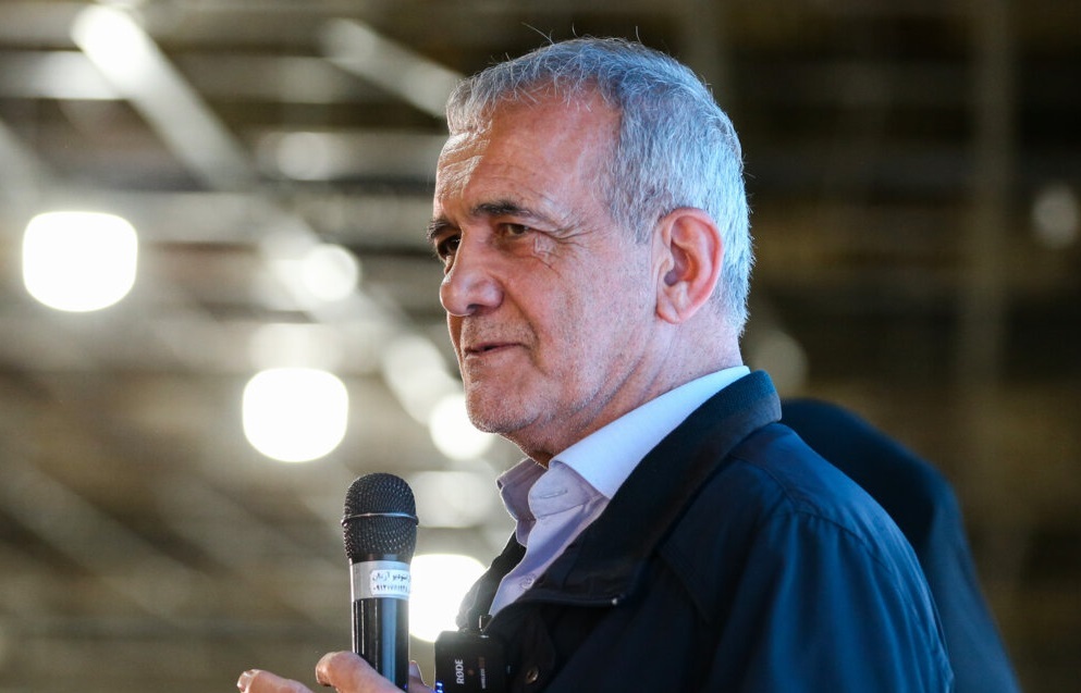 پزشکیان: دختری که روسری ندارد تا زمانی که مداخله نکردیم، مشکلی با ما ندارد ولی این مداخله باعث تضاد اجتماعی می شود / امام علی می گویند مداخله اگر کار را بدتر می کند، انجام نده پزشکیان: دختری که روسری ندارد تا زمانی که مداخله نکردیم، مشکلی با ما ندارد ولی این مداخله باعث تضاد اجتماعی می شود / امام علی می گویند مداخله اگر کار را بدتر می کند، انجام نده