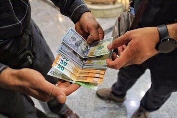 پیش بینی قیمت دلار ۸ خرداد ۱۴۰۳ / بازار ارز به تله افتاد پیش بینی قیمت دلار ۸ خرداد ۱۴۰۳ / بازار ارز به تله افتاد