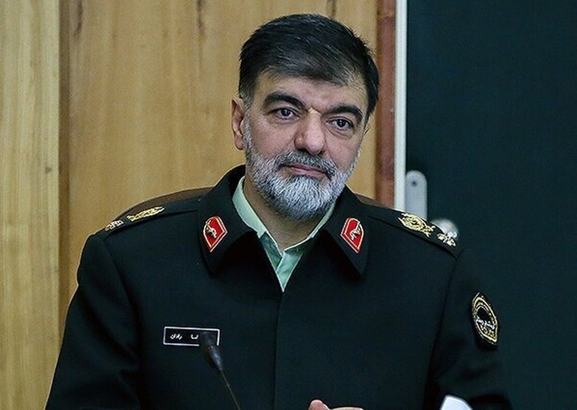 سردار رادان: حجاب، دریچه دشمن به سوی یک جنگ تمام عیار فرهنگی است؛ نباید غفلت کنیم و روزی به خود آییم و ببینیم که ارزشهای دینی از بین رفته سردار رادان: حجاب، دریچه دشمن به سوی یک جنگ تمام عیار فرهنگی است؛ نباید غفلت کنیم و روزی به خود آییم و ببینیم که ارزشهای دینی از بین رفته