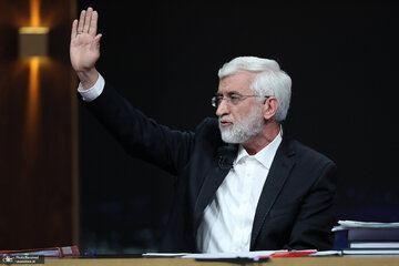 توهین جنجال برانگیز عضو ستاد جلیلی به هواداران پزشکیان: همه آنها خر تمام هستند توهین جنجال برانگیز عضو ستاد جلیلی به هواداران پزشکیان: همه آنها خر تمام هستند