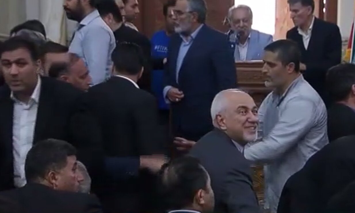 جمعیت استقبالکنندگان از پزشکیان توجهبرانگیز شد