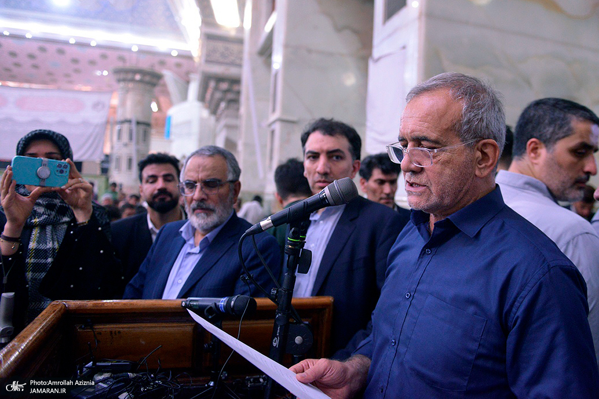 اولین تصاویر از پزشکیان در قامت رئیسجمهور ایران