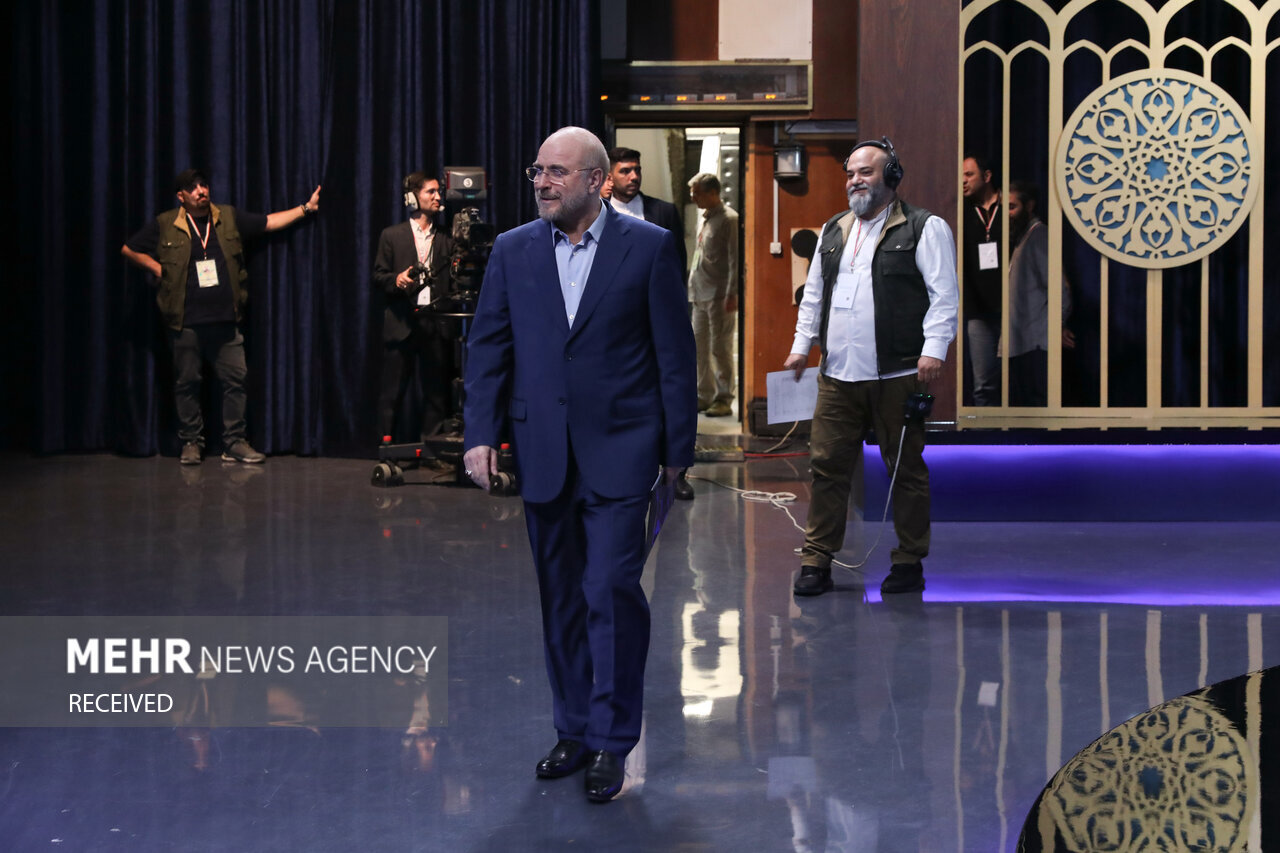 مناظره بانیان وضع موجود با دولت روحانی /نامزدهای پوششی-روکشی سپر بلا شدند /اقبال به پزشکیان اوج گرفت/ پورمحمدی فراتر از انتظار بود