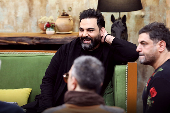 میخواهند سر احسان علیخانی و جوکرش را زیر آب کنند