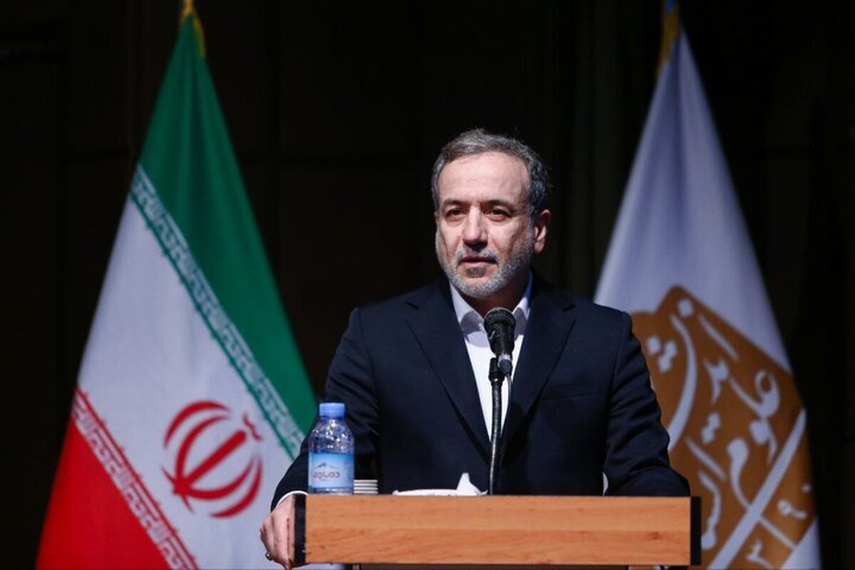 عراقچی: عضو باند نیویورکیها نیستم