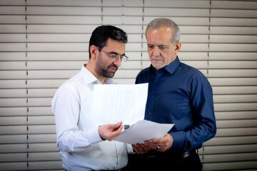 گلایه محمدجواد آذریجهرمی از توهین به مادرش