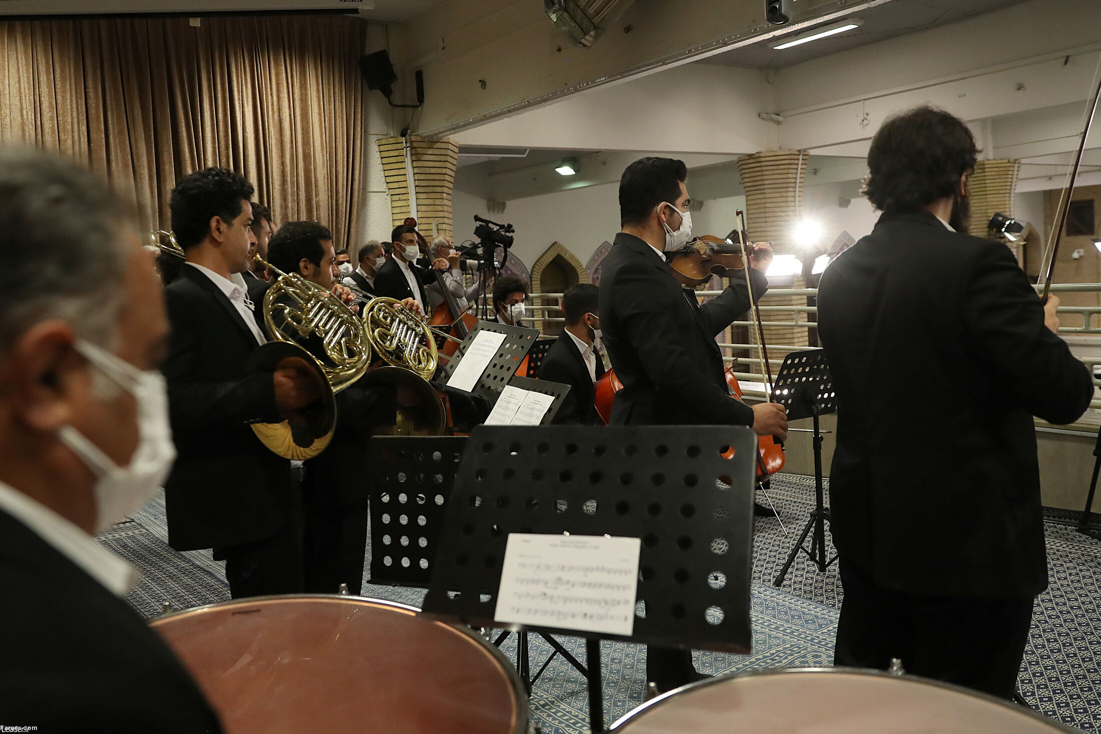 تنها تصویر منتشر شده از سازهای موسیقی در آیین تنفیذ