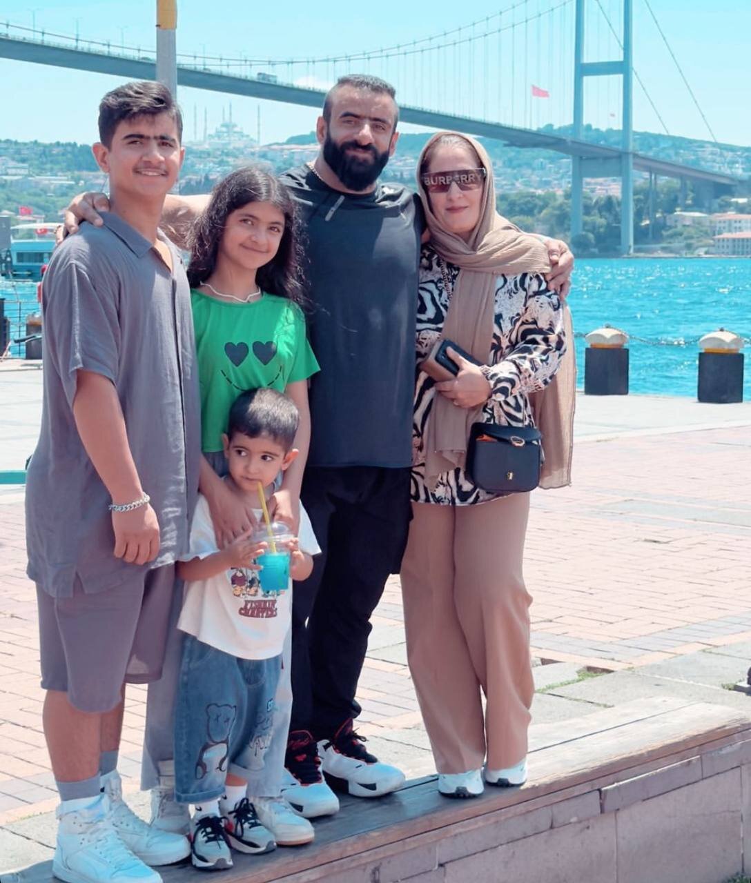 گشتوگذار خانوادگی هادی چوپان در تابستان