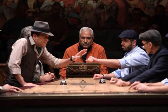 مهران مدیری در عجیبترین حالت ممکن به اجرا بازگشت