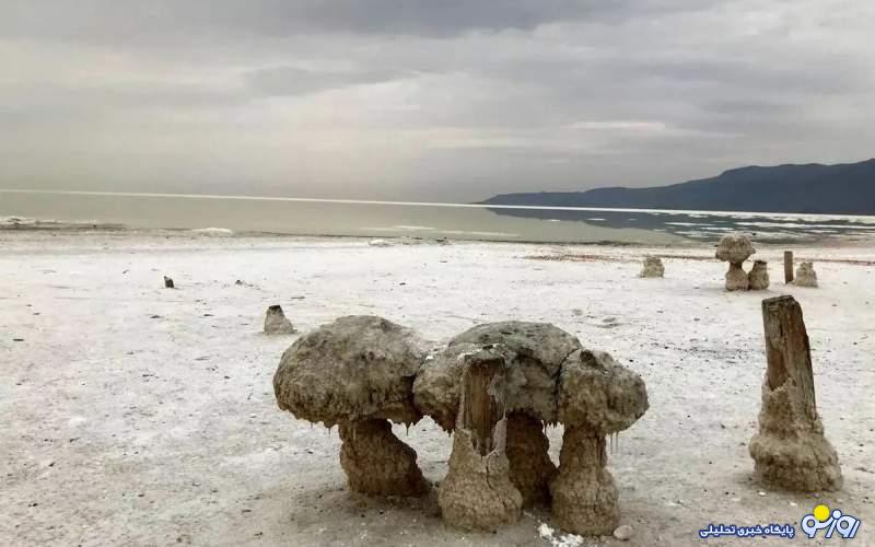 دریاچه ارومیه در آستانه مرگ دریاچه ارومیه در آستانه مرگ