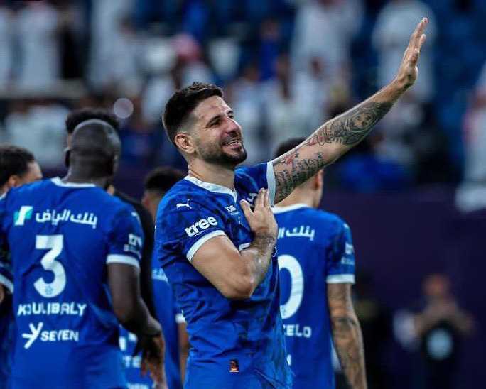 الهلال با برد مقابل التعاون آماده دربی ریاض و استقلال! الهلال با برد مقابل التعاون آماده دربی ریاض و استقلال!