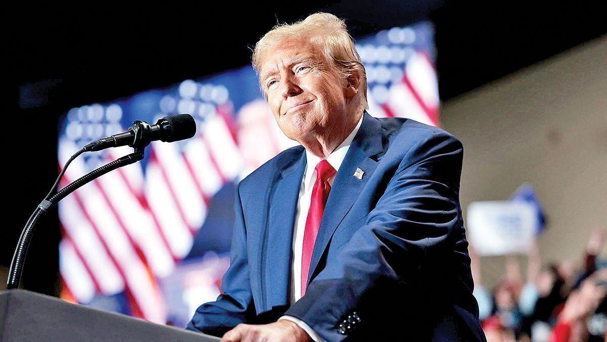 ترامپ ۱۰۰ هزار دلار شدن بیتکوین را تبریک گفت ترامپ ۱۰۰ هزار دلار شدن بیتکوین را تبریک گفت