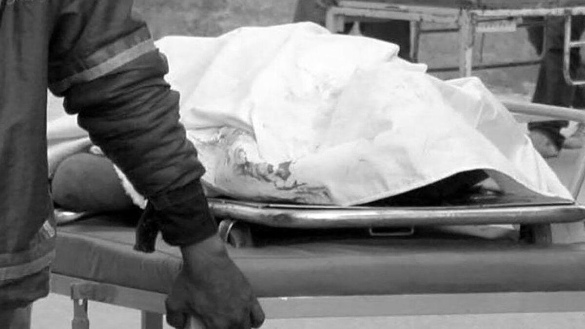 ماجرای مرگ دختر ۱۳ ساله که برای لجبازی دست به اعتصاب غذا زد ماجرای مرگ دختر ۱۳ ساله که برای لجبازی دست به اعتصاب غذا زد