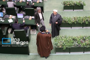 مذاکرات ایران و آمریکا؛ اصولگرایان را چند پاره کرد/ از «ب بسم‌الله»، علیه گفت‌وگوهای غیرمستقیم در عمان