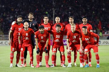 یک پرسپولیسی الگوی ستاره تراکتور شد یک پرسپولیسی الگوی ستاره تراکتور شد