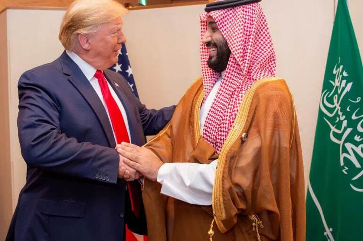 لاو ترکاندن ترامپ و بن سلمان هنگام خداحافظی + فیلم لاو ترکاندن ترامپ و بن سلمان هنگام خداحافظی + فیلم
