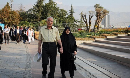 معوقات بازنشستگان نیروهای مسلح این ماه و ماه آینده پرداخت میشود