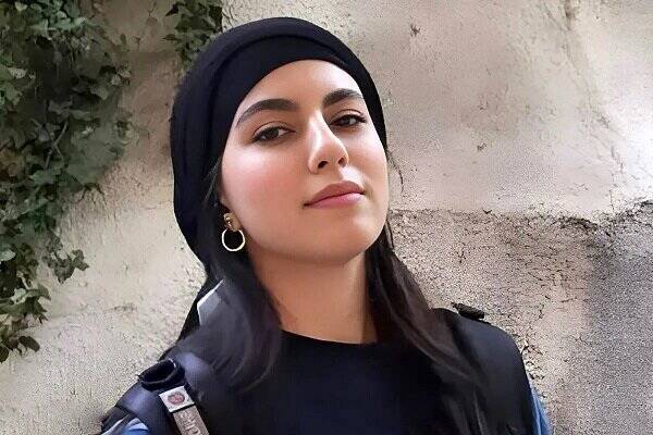 روز خاکسپاری و حال و هوای خانه الهه حسین نژاد