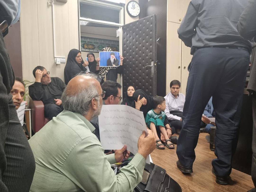 پایان بی نتیجه تحصن جمعی از دکتر معلمان پذیرفتهشده در دانشگاه فرهنگیان (2)