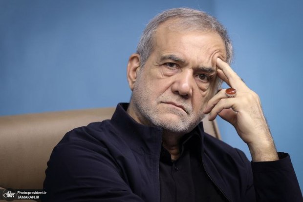 پزشکیان: آماده هرگونه اقدام نظامی اسرائیل هستیم و نیروهایمان برای ضربه زدن به عمق اسرائیل دوباره آمادهاند/ ایران نه تسلیم شده و نه تسلیم خواهد شد و این برای همه واضح است، اما ما به دیپلماسی و گفتگو باور داریم پزشکیان: آماده هرگونه اقدام نظامی اسرائیل هستیم و نیروهایمان برای ضربه زدن به عمق اسرائیل دوباره آمادهاند/ ایران نه تسلیم شده و نه تسلیم خواهد شد و این برای همه واضح است، اما ما به دیپلماسی و گفتگو باور داریم