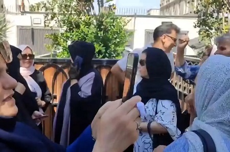 تجمع اعتراضی فرهنگیان بازنشسته مقابل سازمان برنامه و بودجه + عکس تجمع اعتراضی فرهنگیان بازنشسته مقابل سازمان برنامه و بودجه + عکس