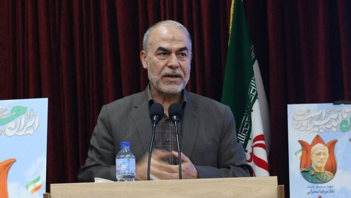 معاون سیاسی سپاه: جریانی خواستار مذاکره جامع با آمریکا و بازگشت به توافقاتی شده؛ عملاً استقلال و توانمندی ایران را زیر سؤال می‌برد