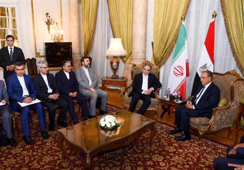 1404061813545612433961584