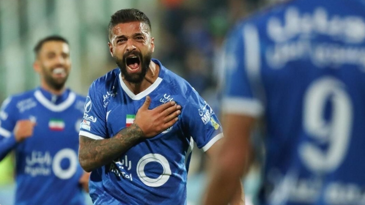 پس از اخراج آرمین سهرابیان؛ تکلیف مهاجم استقلال هم فردا مشخص می‌شود