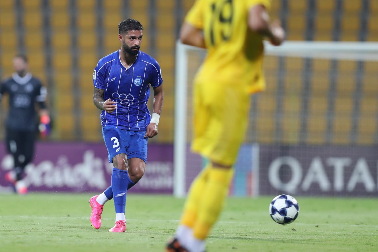 پایان کار آرمین سهرابیان در استقلال؛ مدافع جنجالی از باشگاه کنار گذاشته شد