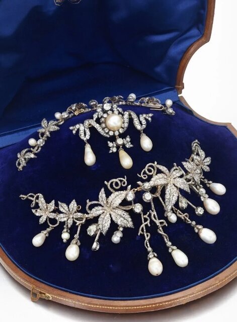 حراج جواهر ناپلئون