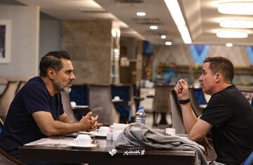 شرط عجیب اوسمار؛ افشین پیروانی باید برود! شرط عجیب اوسمار؛ افشین پیروانی باید برود!