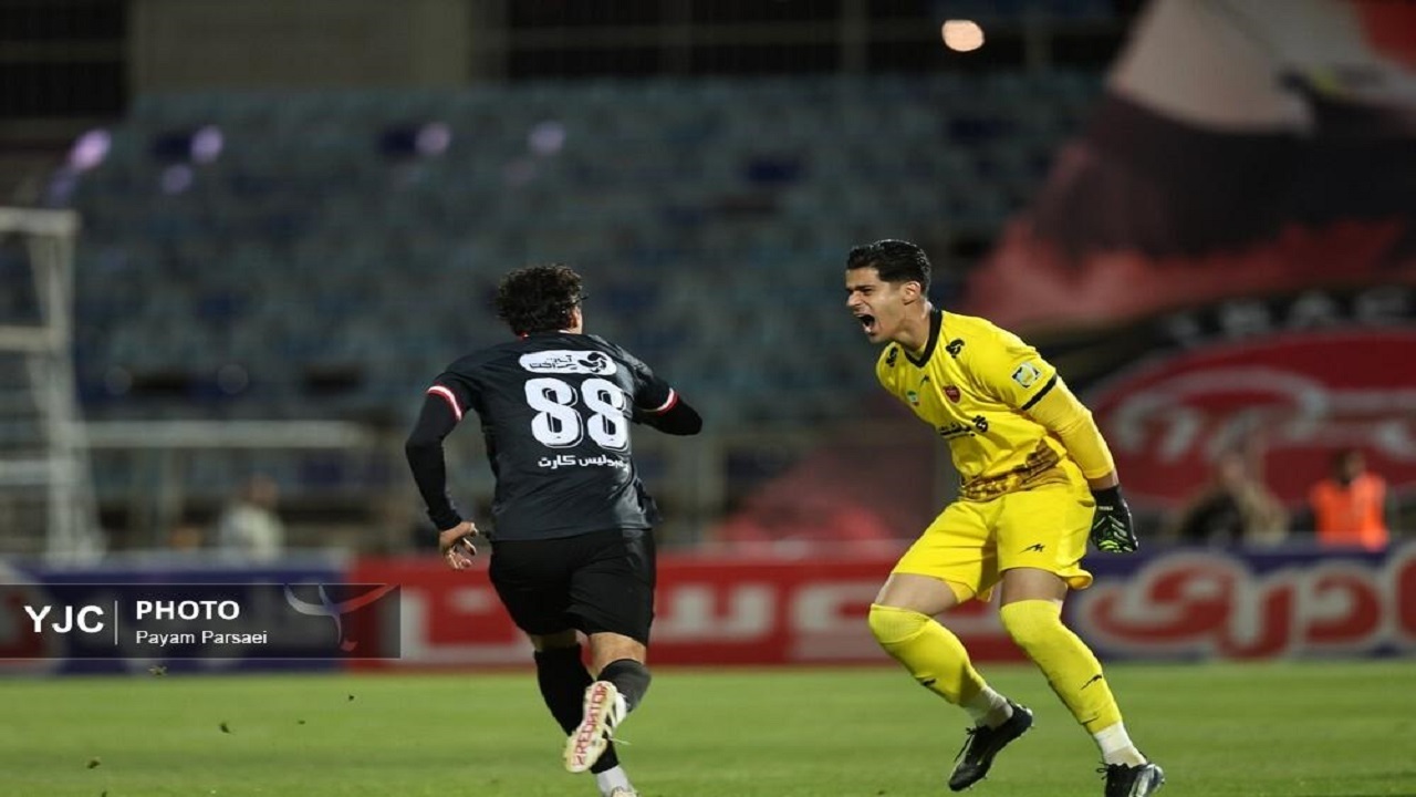 من بین ۱۵ بازیکن گران قیمت لیگ هم نیستم/ از استقلال هم پیشنهاد داشتم من بین ۱۵ بازیکن گران قیمت لیگ هم نیستم/ از استقلال هم پیشنهاد داشتم