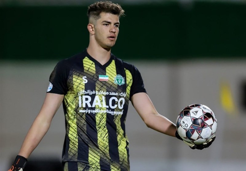 خلیفه: کادرفنی استقلال صحبتی با من نداشت/ تلفن همراهم را خاموش کرده بودم خلیفه: کادرفنی استقلال صحبتی با من نداشت/ تلفن همراهم را خاموش کرده بودم