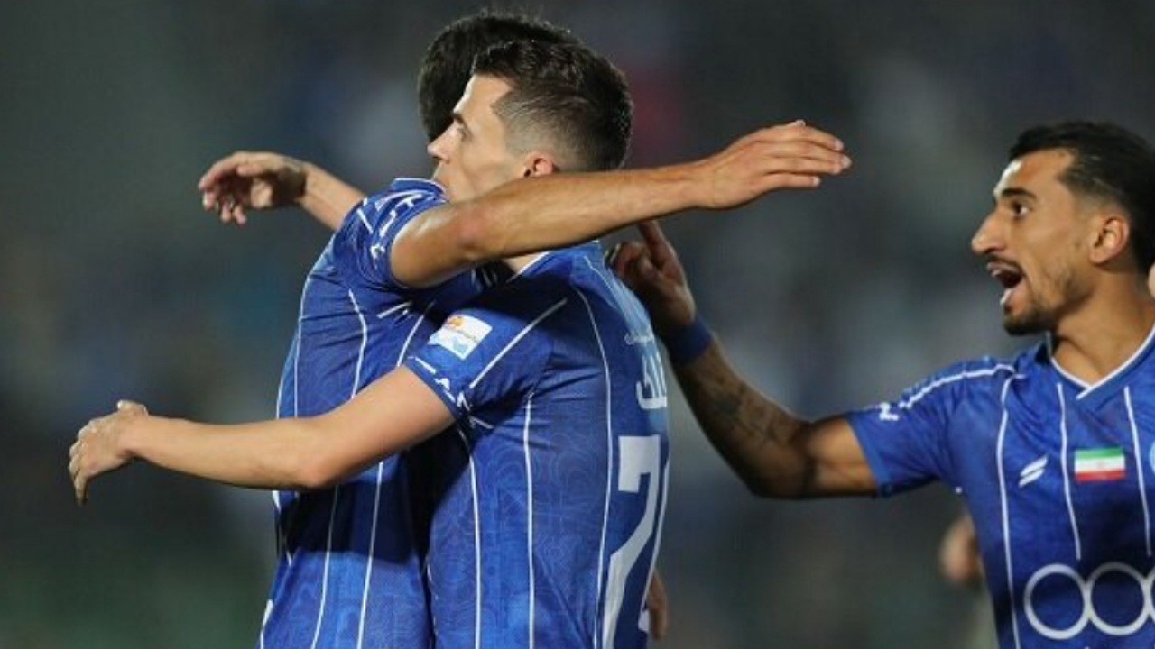 بازیکن تاثیرگذار استقلال به اردوی تیم ملی دعوت شد بازیکن تاثیرگذار استقلال به اردوی تیم ملی دعوت شد