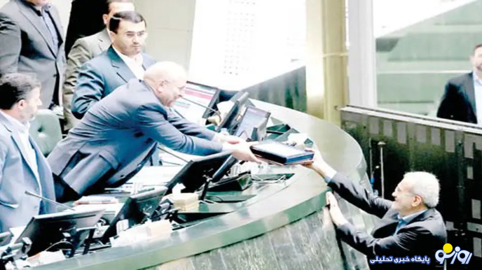 دخل و خرج کشور جور در نمیآید! دخل و خرج کشور جور در نمیآید!