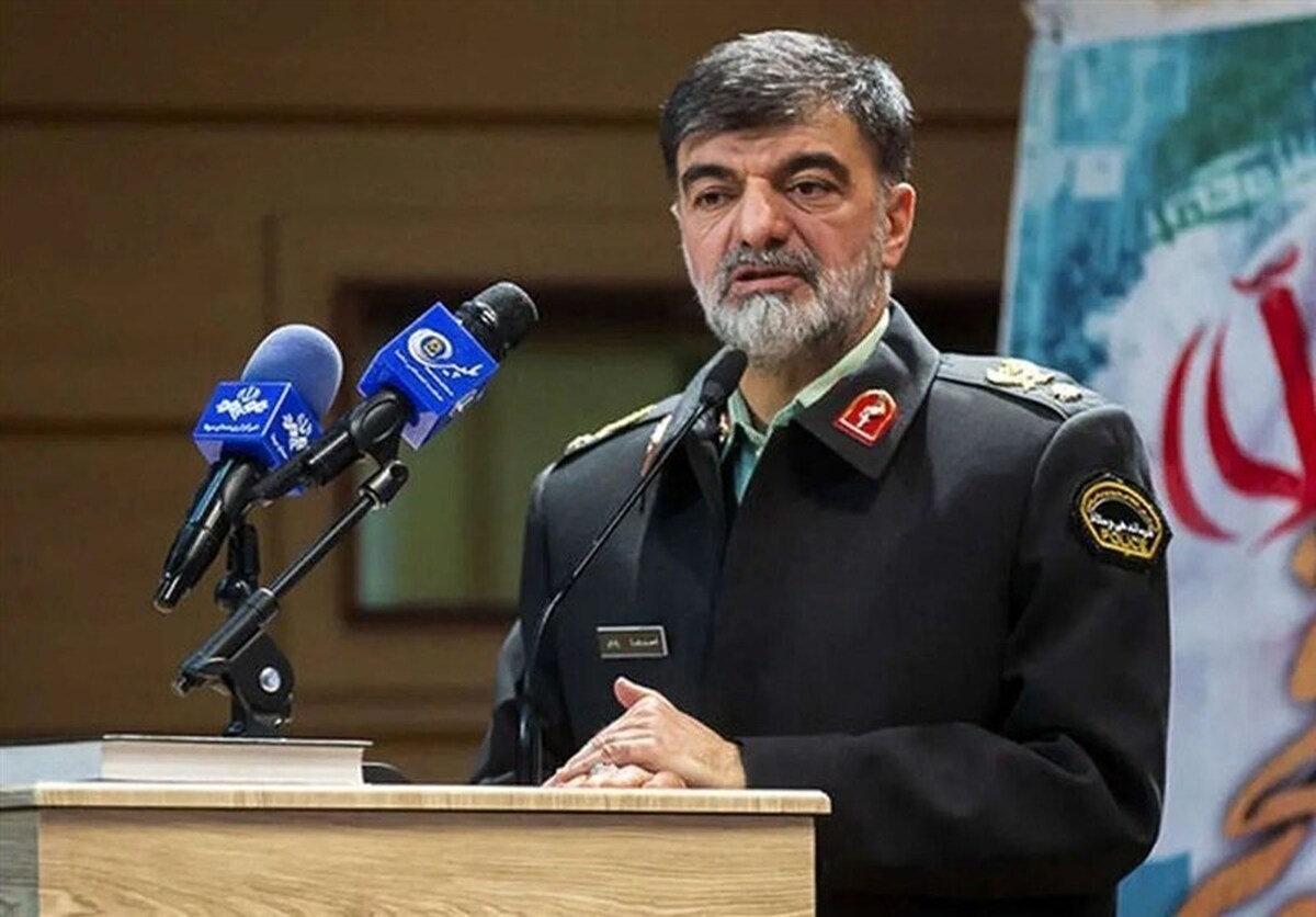 سردار رادان: رستوران هایی که مشروبات الکلی سرو می کنند پلمپ شدند/ از رئیس قوه قضائیه نیز درخواست کردیم سطح برخوردها را بالاتر ببریم سردار رادان: رستوران هایی که مشروبات الکلی سرو می کنند پلمپ شدند/ از رئیس قوه قضائیه نیز درخواست کردیم سطح برخوردها را بالاتر ببریم