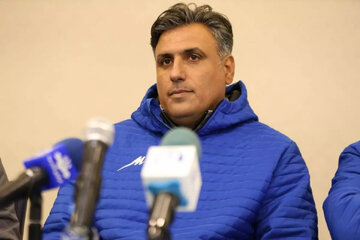 هشدار سرمربی استقلالی: با بازیکنان من تماس نگیرید! هشدار سرمربی استقلالی: با بازیکنان من تماس نگیرید!