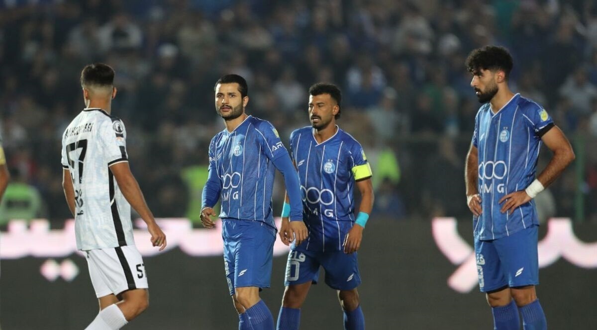 رونمایی از زوج جدید خط دفاعی استقلال در جام حذفی رونمایی از زوج جدید خط دفاعی استقلال در جام حذفی