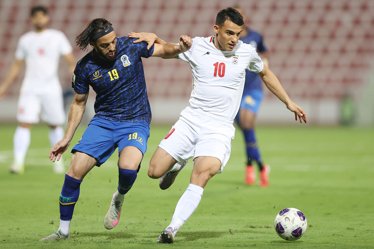 حسین زاده: پیراهن شماره ۱۰ تیم ملی؟ آن را به مهدی قائدی میدهم حسین زاده: پیراهن شماره ۱۰ تیم ملی؟ آن را به مهدی قائدی میدهم