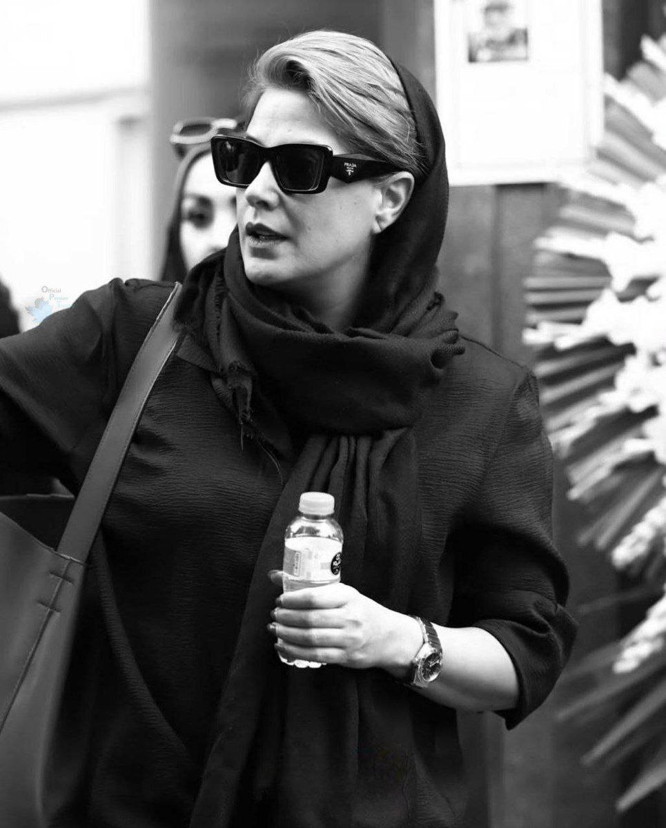 طناز طباطبایی در مجلس ختم